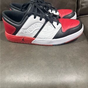 Nike Air Jordan Low-Top Sneakers in Red, Black & White